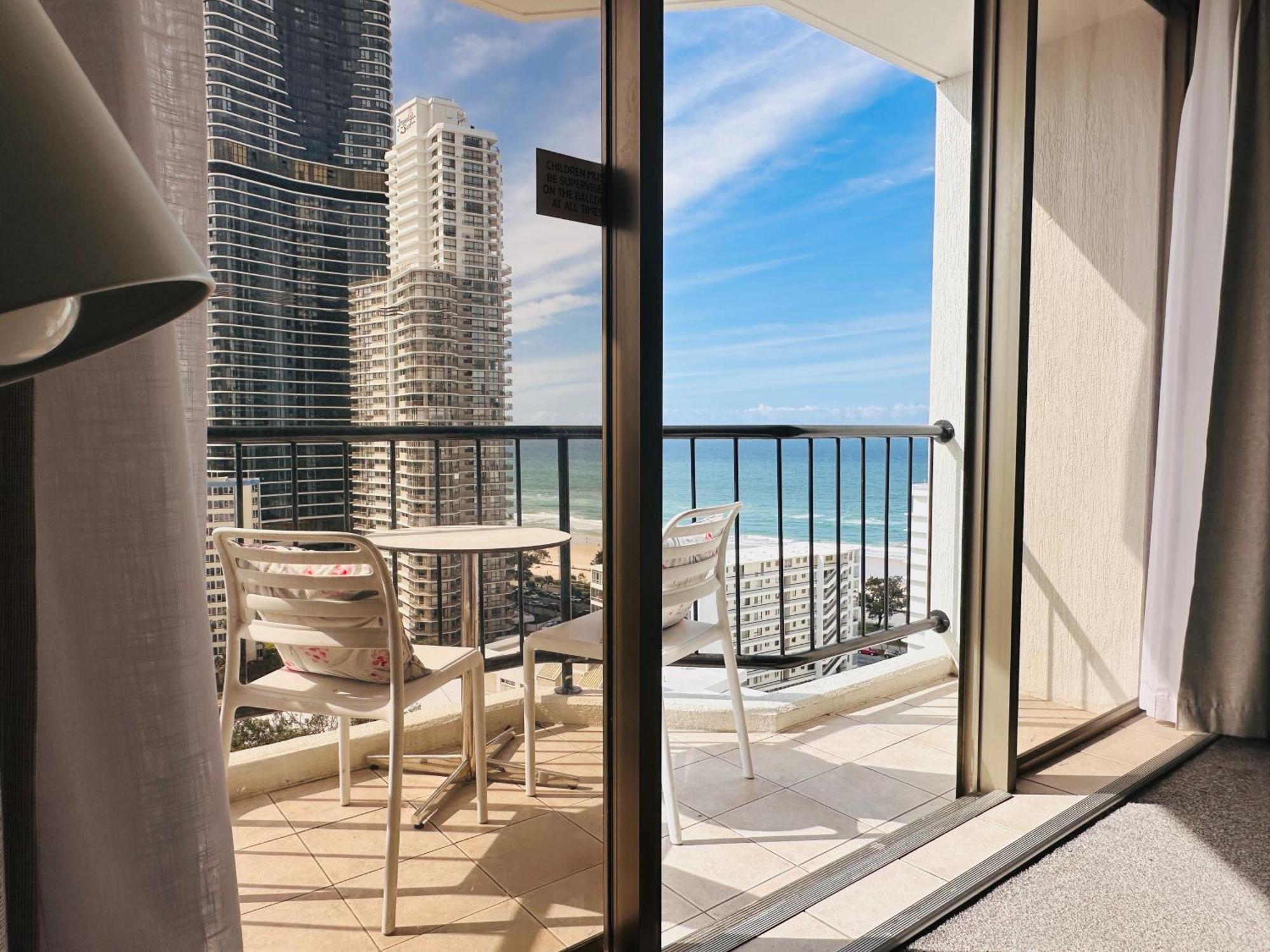 Mantra On View Ocean Escape At Surfers Paradise Apartment